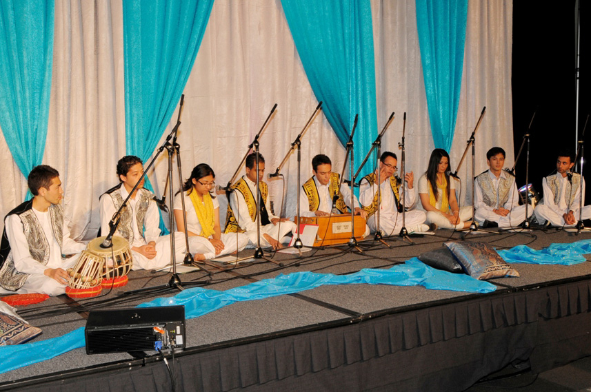 A Calgary Qawali group performs at a celebratory banquet held in Toronto. Photo: Moez Visram