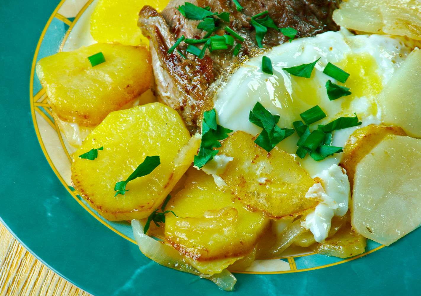 Protein much? Get your fill of meat and eggs with this Portuguese-style steak.