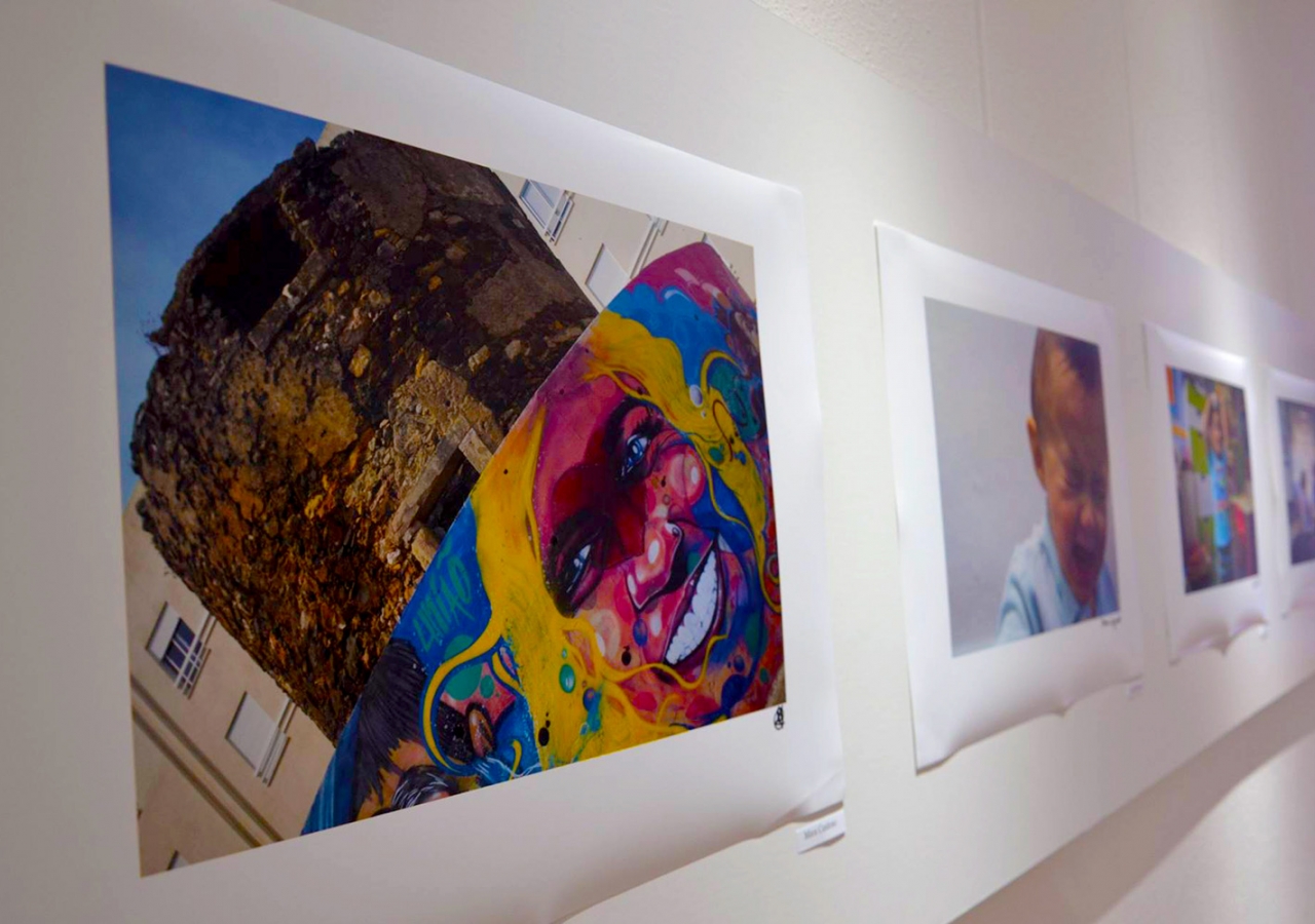 The Ismaili Centre hosted a public exhibition of the students’ favourite photographs. AKF Portugal / Sofia Nunes
