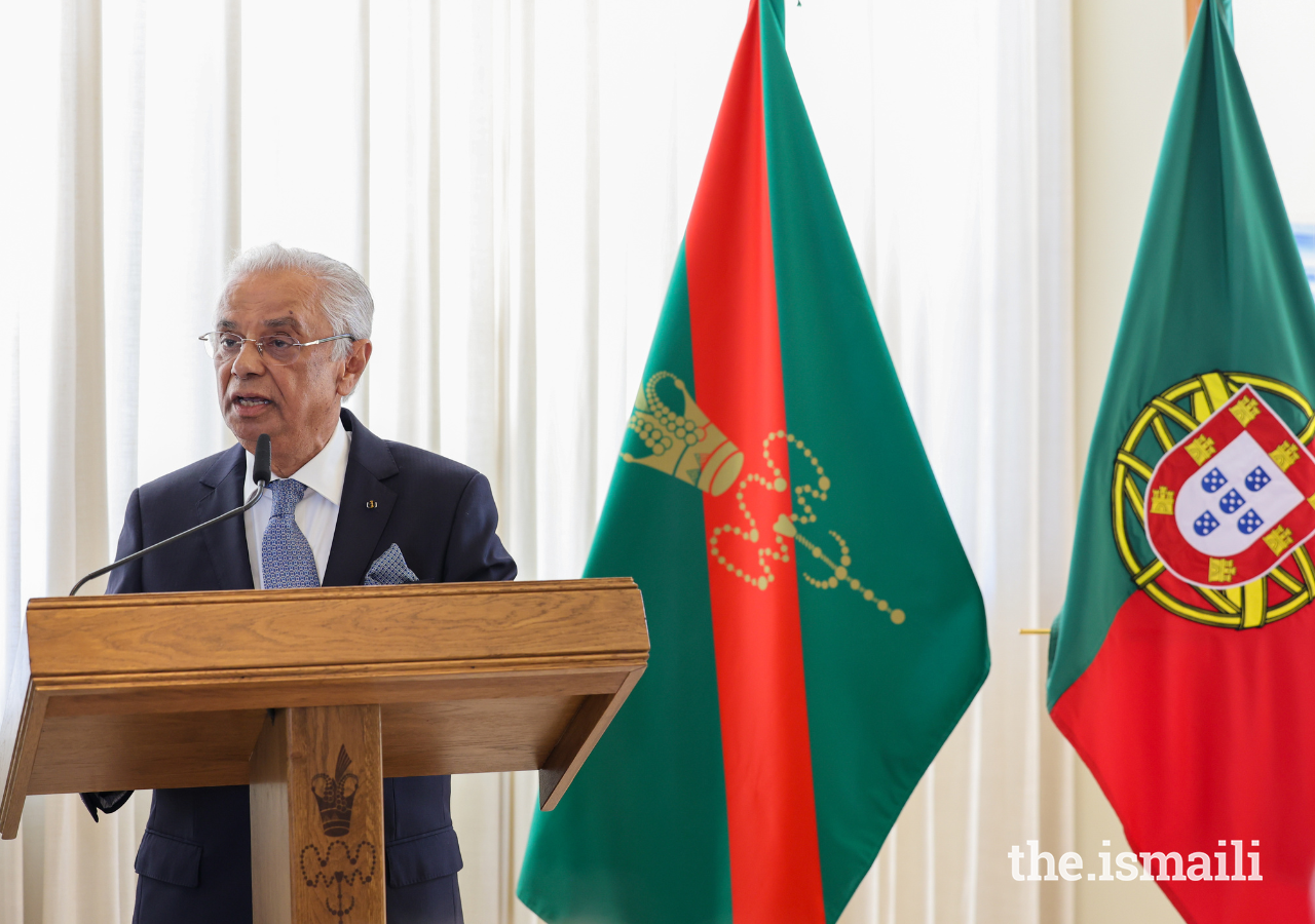 Nazim Ahmad, Diplomatic Representative of the Ismaili Imamat to Portugal, expresses his appreciation to Portuguese leaders, past and present, for supporting Hazar Imam’s work over many decades.