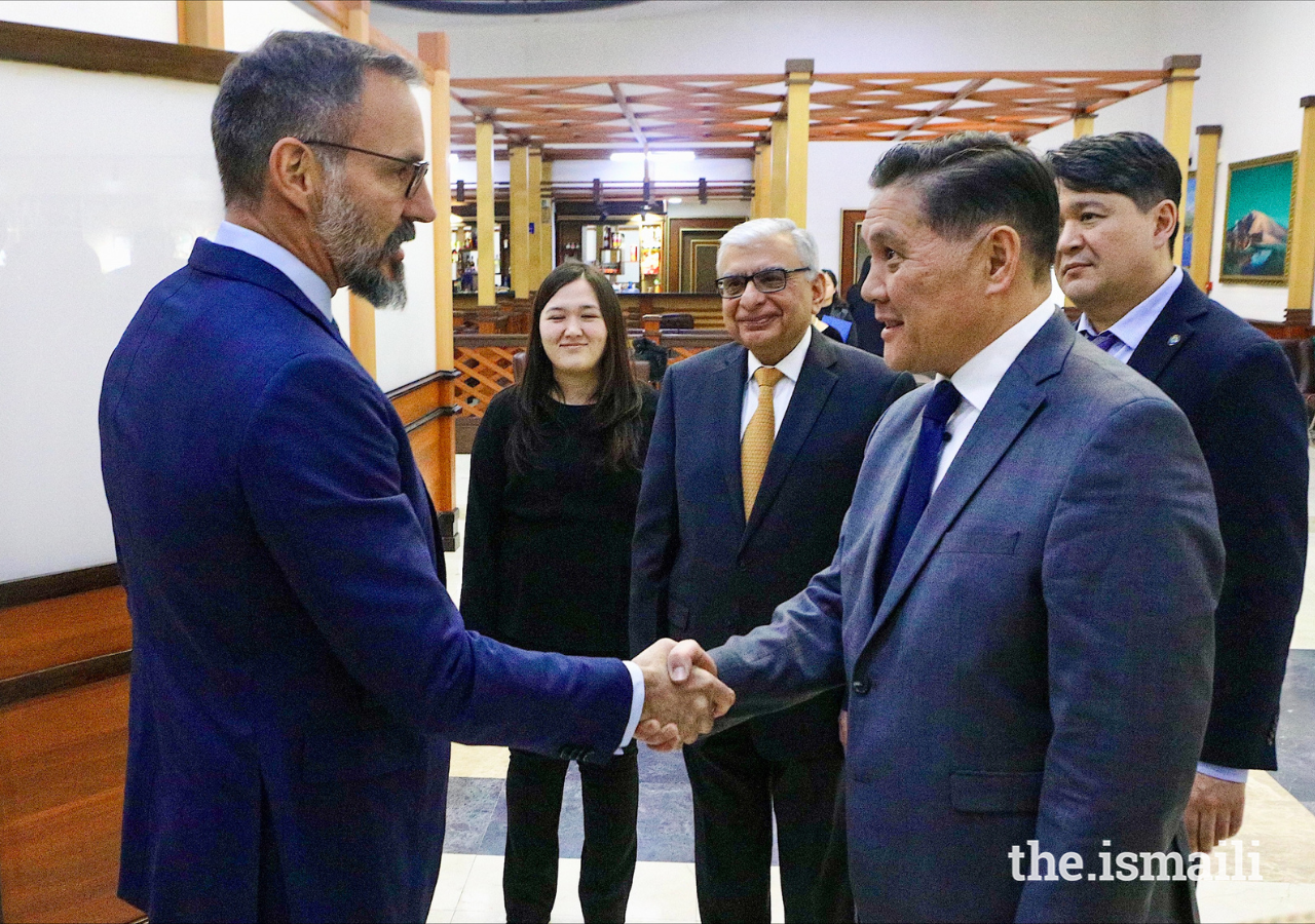 Prince Rahim was met by Asein Isaev, First Deputy Minister of Foreign Affairs of the Kyrgyz Republic, at Manas Airport upon arrival.
