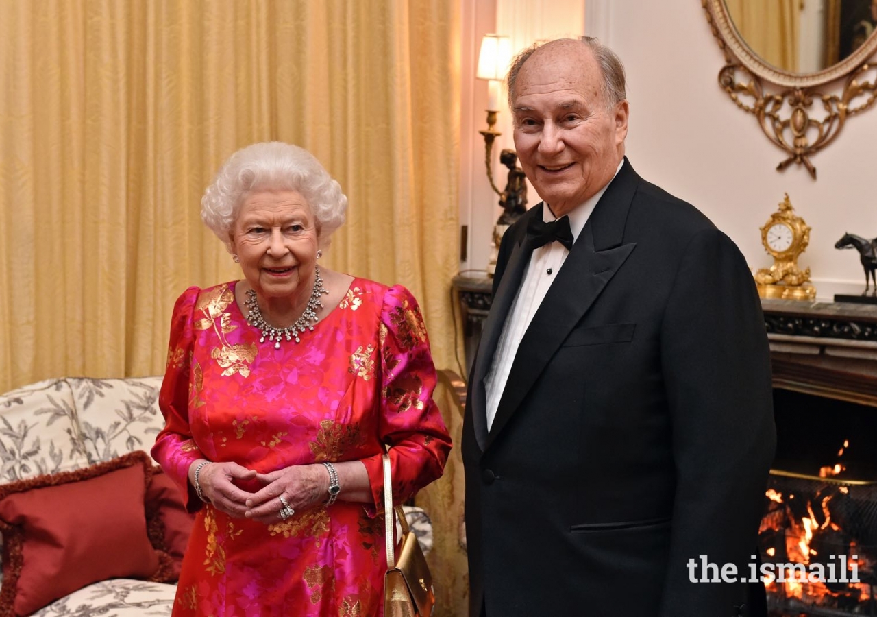 Her Majesty the Queen this evening hosted a dinner at Windsor Castle to mark the Diamond Jubilee of Mawlana Hazar Imam