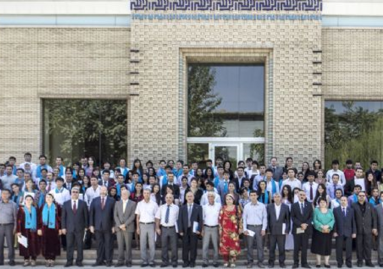 The class of 2013 from the UCA School of Professional and Continuing Education and Aga Khan Humanities Project at the Ismaili Centre, Dushanbe. UCA / Amir Isaev