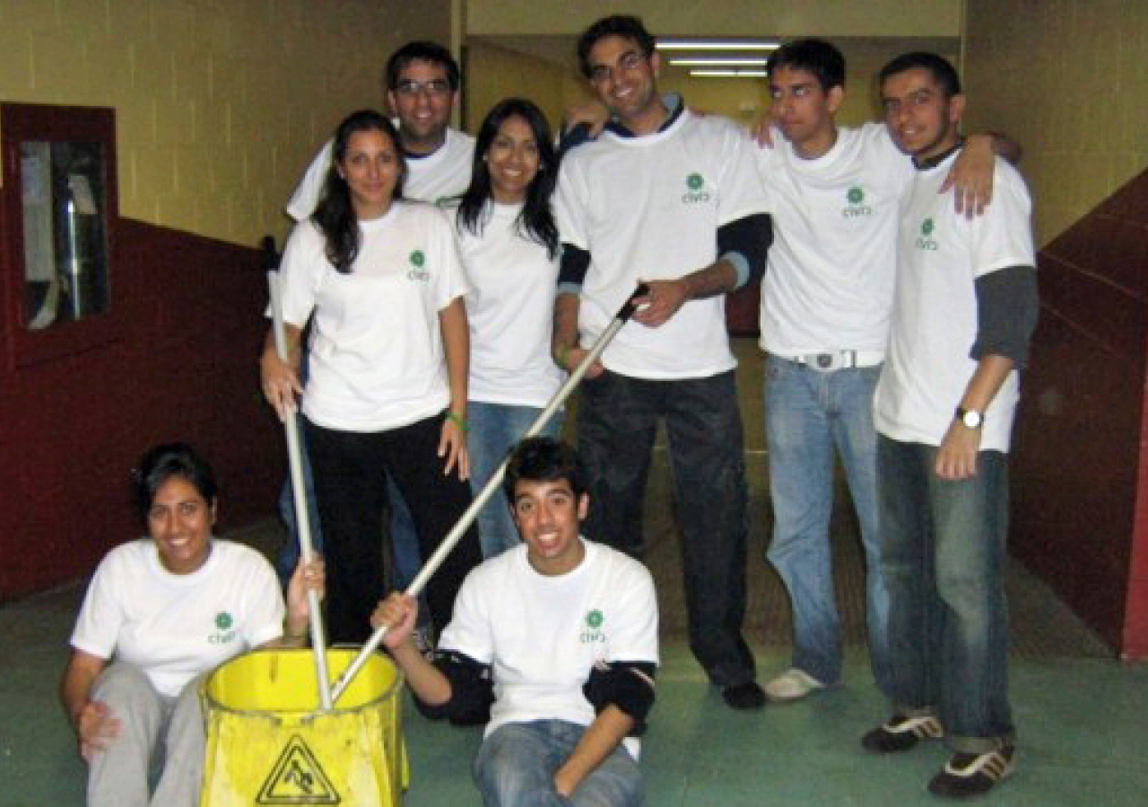 Young Ismailis in Quebec take a break from cleaning during their CIVIC school beautification project. 