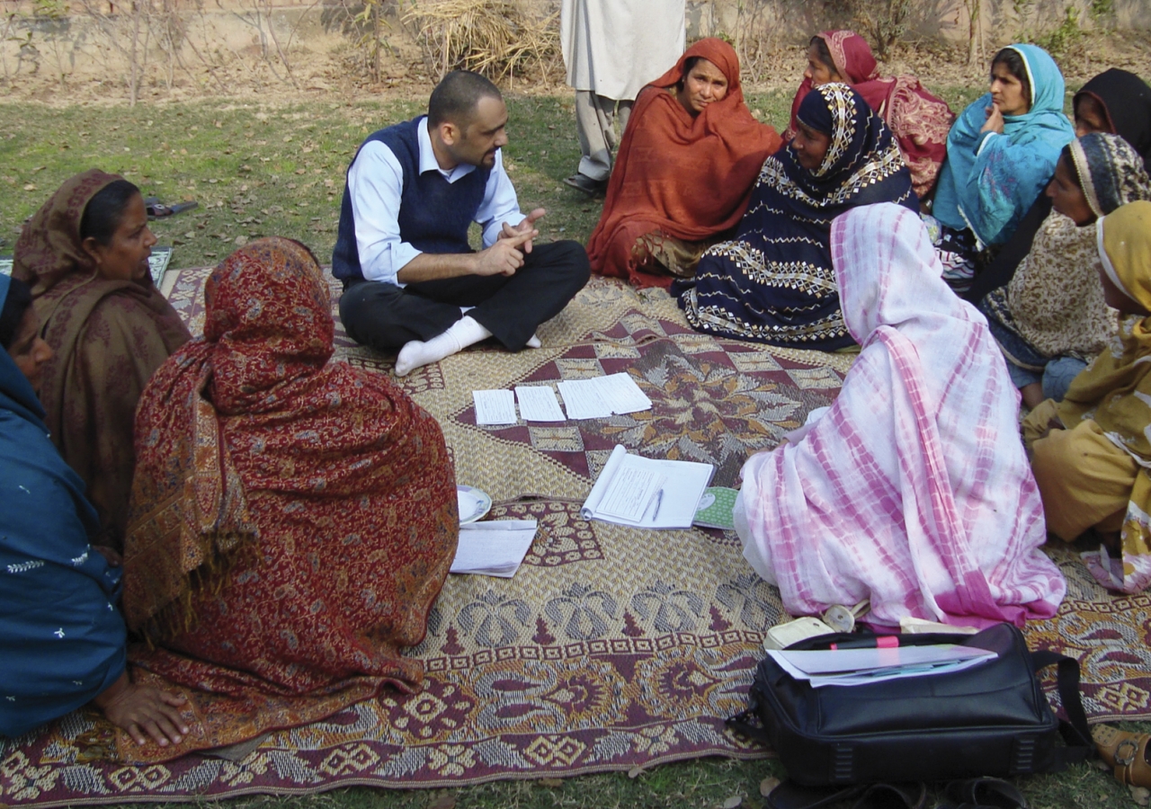 First MicroFinance Bank (FMFB) Pakistan's social performance research analyst conducts an information disclosure session.