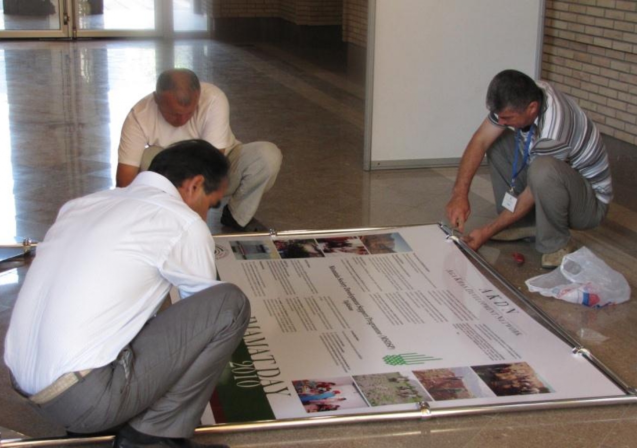 Volunteers hard at work setting up displays for the AKDN Exhibition at the Ismaili Centre, Dushanbe.