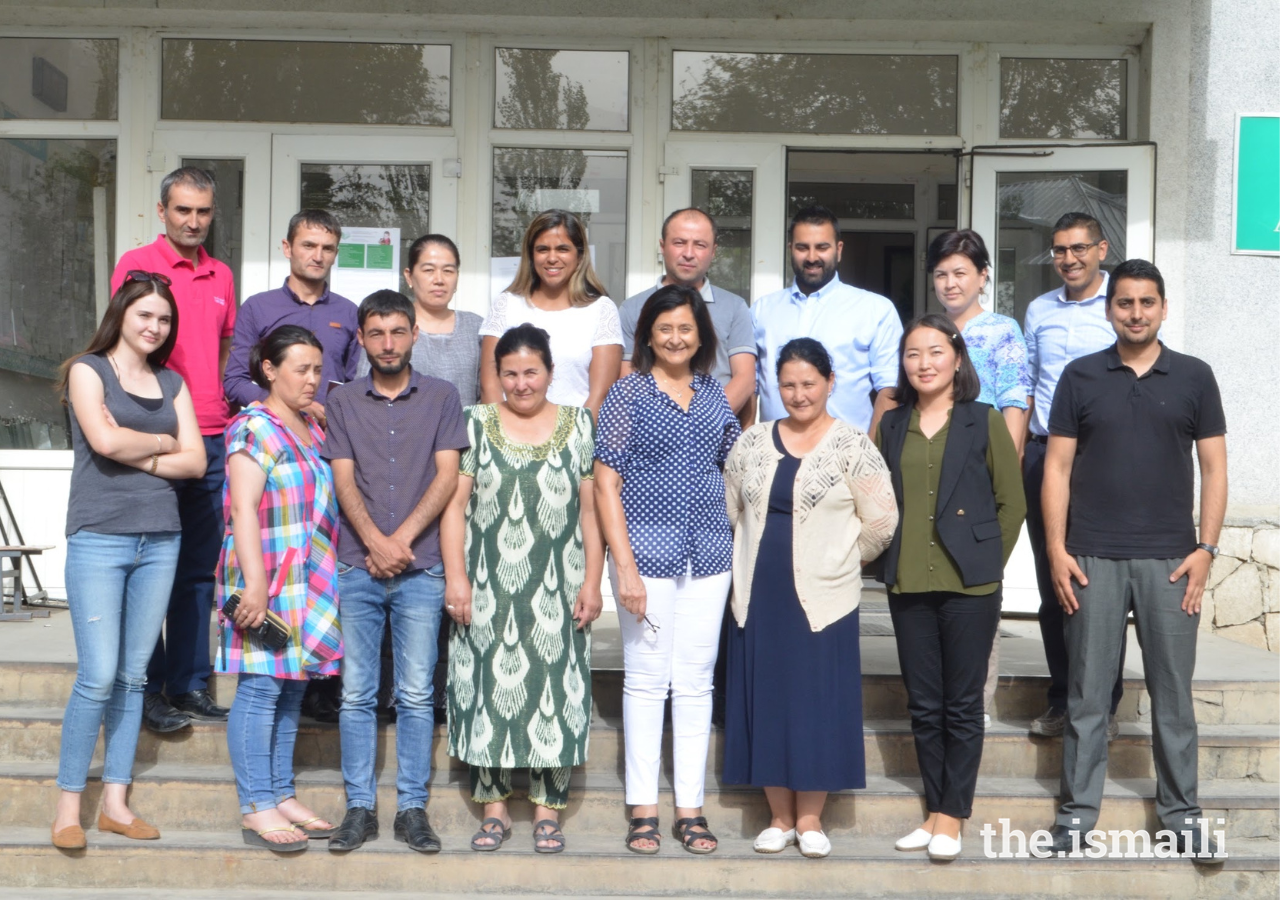 An initial batch of teachers from the UK were recruited as TKN volunteers in 2018 to lead a professional development programme for AKS teachers at the Aga Khan Lycée, Khorog in Tajikistan.