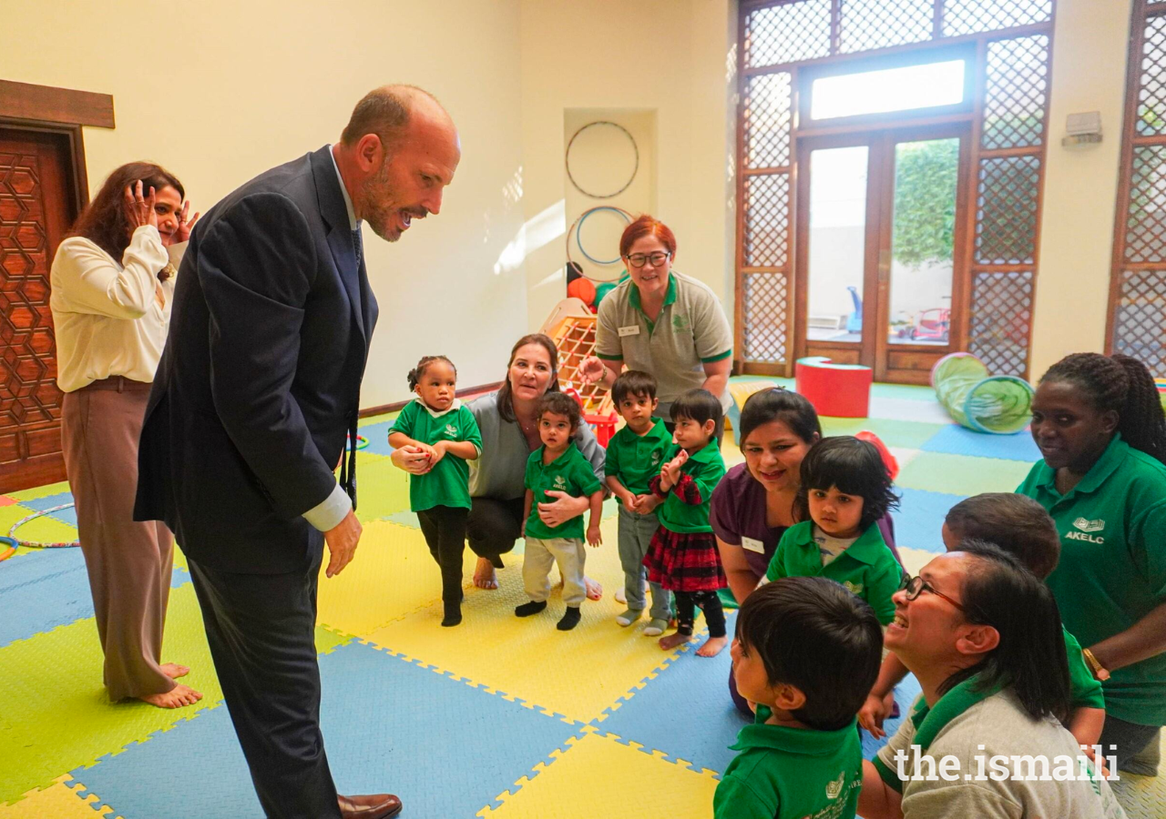Prince Hussain met with children and staff of the Aga Khan Early Learning Centre in Dubai.
