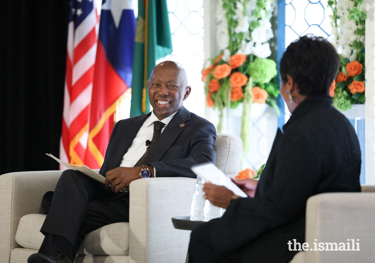 Mayor Sylvester Turner joins award-winning journalist Linda Lorelle in an onstage conversation.