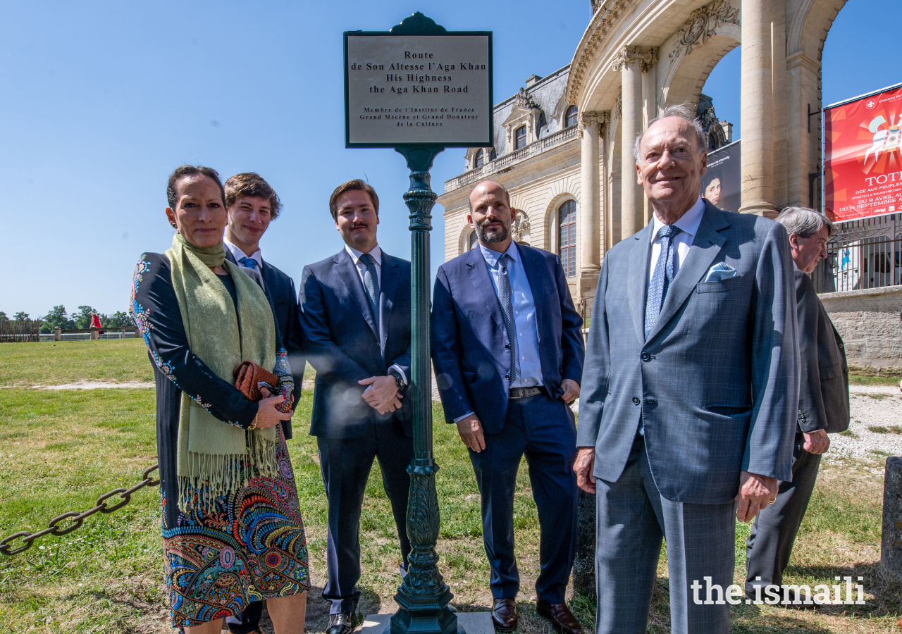 (L to R): Princess Zahra, Iliyan Boyden, Prince Aly Muhammad, Prince Hussain, and Prince Amyn pose for a photograph with the street sign.