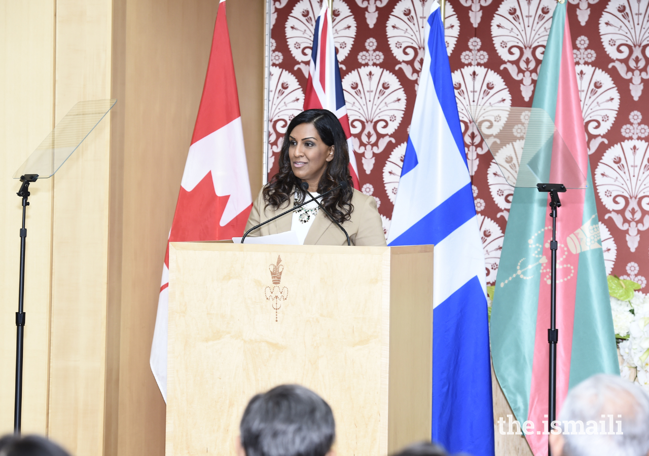 Master of Ceremonies Aliya Jiwan-Thawer welcomes guests to the Ismaili Centre, Toronto, on 27 September 2022.