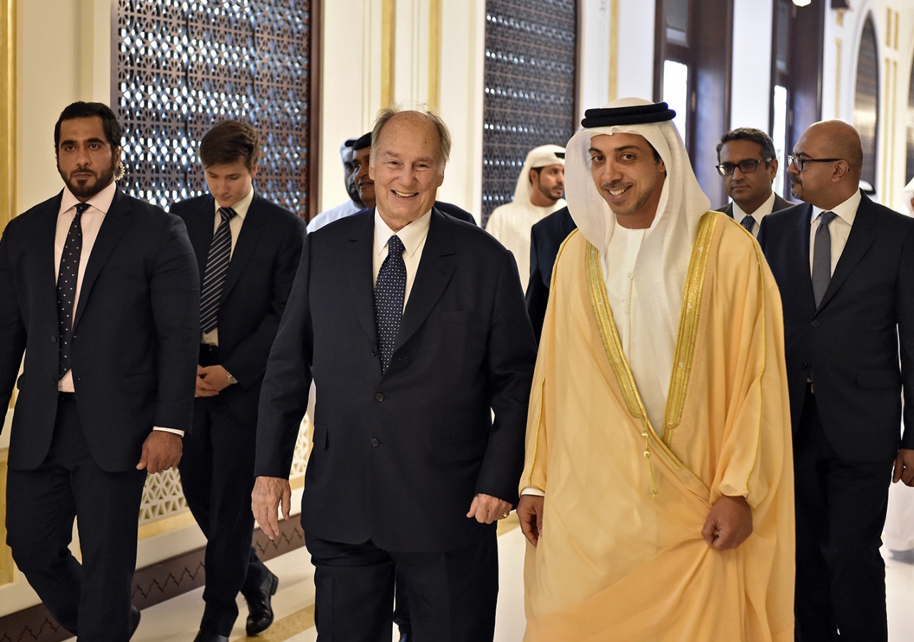 Mawlana Hazar Imam and Sheikh Mansour Bin Zayed Al Nahyan proceed to lunch at the Presidential Palace, accompanied by an entourage that includes Prince Aly Muhammad and several UAE leaders. Gary Otte
