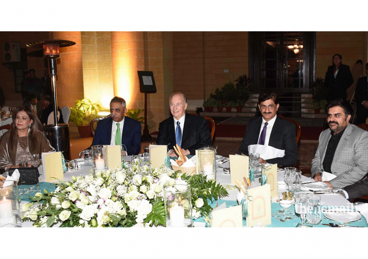 Muhammad Zubair, Governor of Sindh hosted a dinner in honour of Mawlana Hazar Imam at the Governor’s House Karachi. Syed Murad Ali Shah, Chief Minister of Sindh, and Institutional leaders were also present. 
