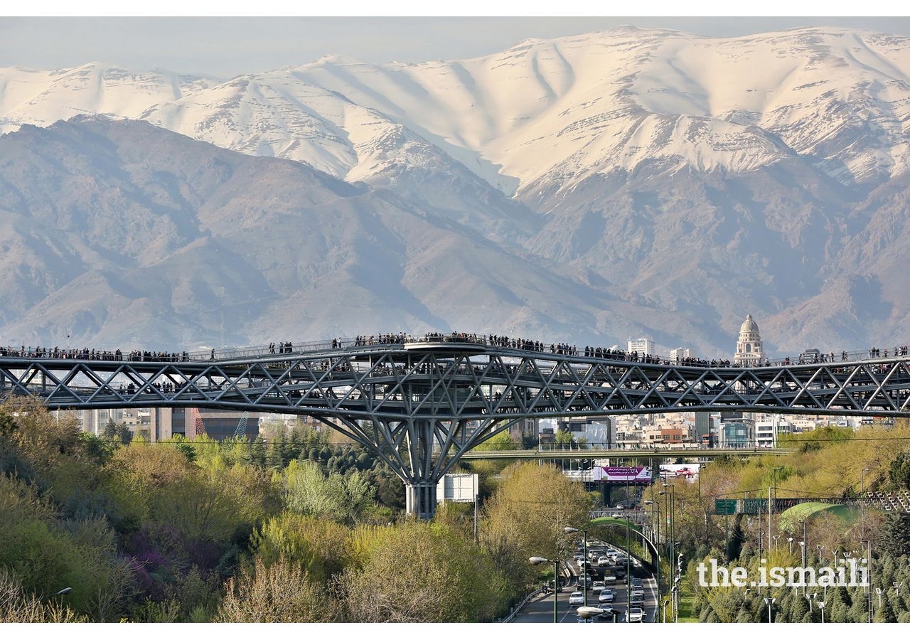 Tabiat Pedestrian Bridge, Teheran, Iran, awarded a prize by the AKAA in 2016. It connected two parks and allowed pedestrians a space to gather, with a view of the Alborz mountains.