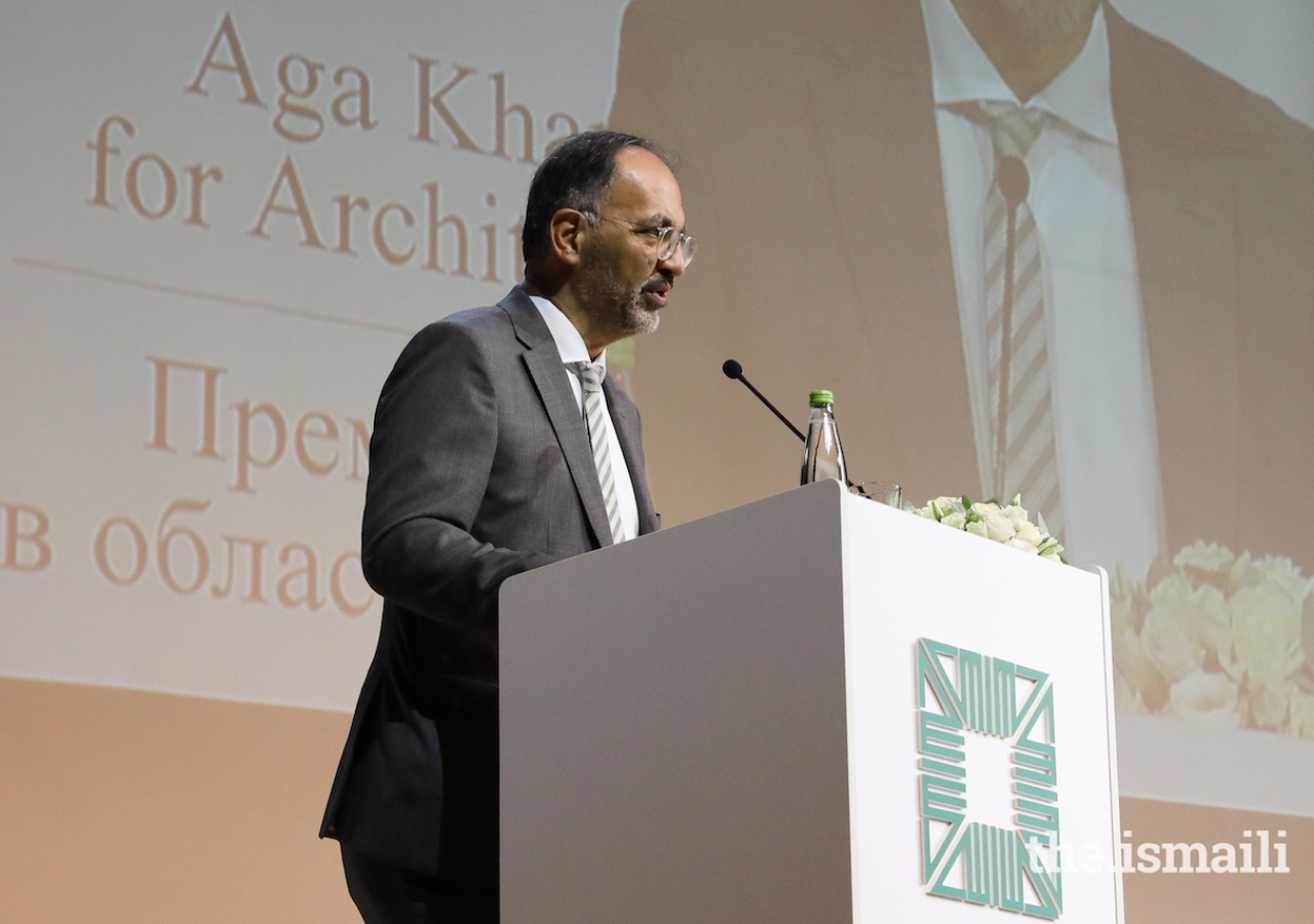 Farrokh Derakhshani, Director of the Aga Khan Award for Architecture, welcomes delegates to the 2019 Winners' Seminar.