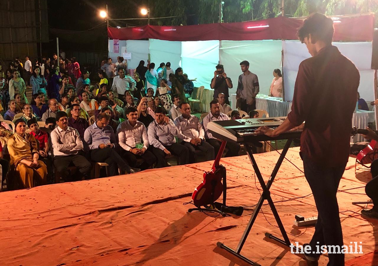A participant of AKYSB’s Music Matters performs at a Music Jam. The programme provides Art Education to young participants, and with opportunities to showcase their talent to a wider audience.