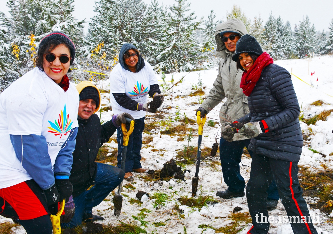 Edmonton volunteers braved winter conditions in order to plant trees on the second annual Ismaili CIVIC Day.