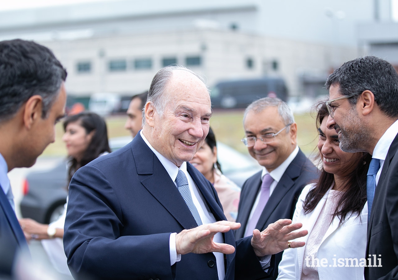 Leaders of the Jamat and AKDN bid farewell to Mawlana Hazar Imam upon his departure from Lisbon.