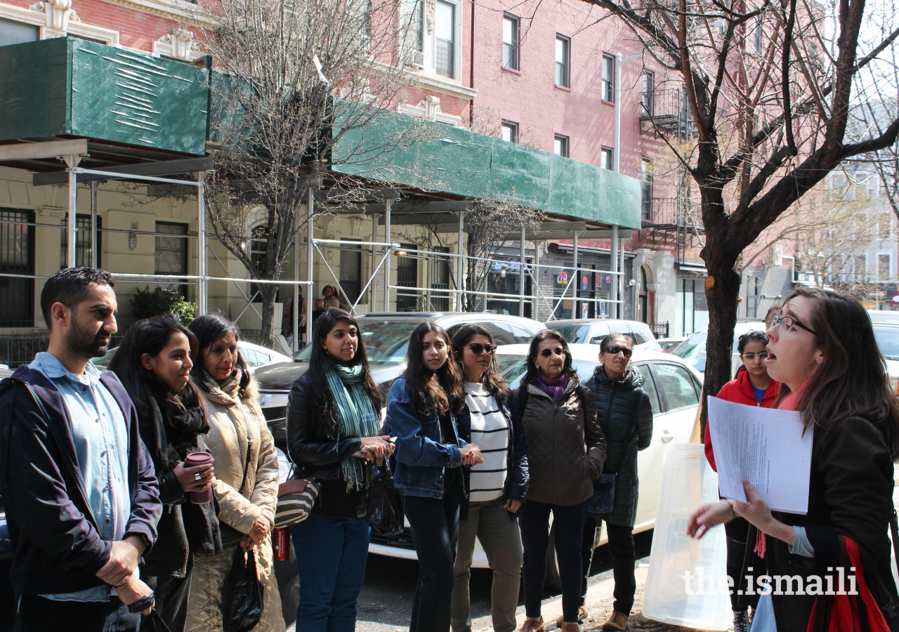 Jamati members from New York City were fascinated by the City’s subtle connections to Islam, as pointed out by Ms. Merriman.