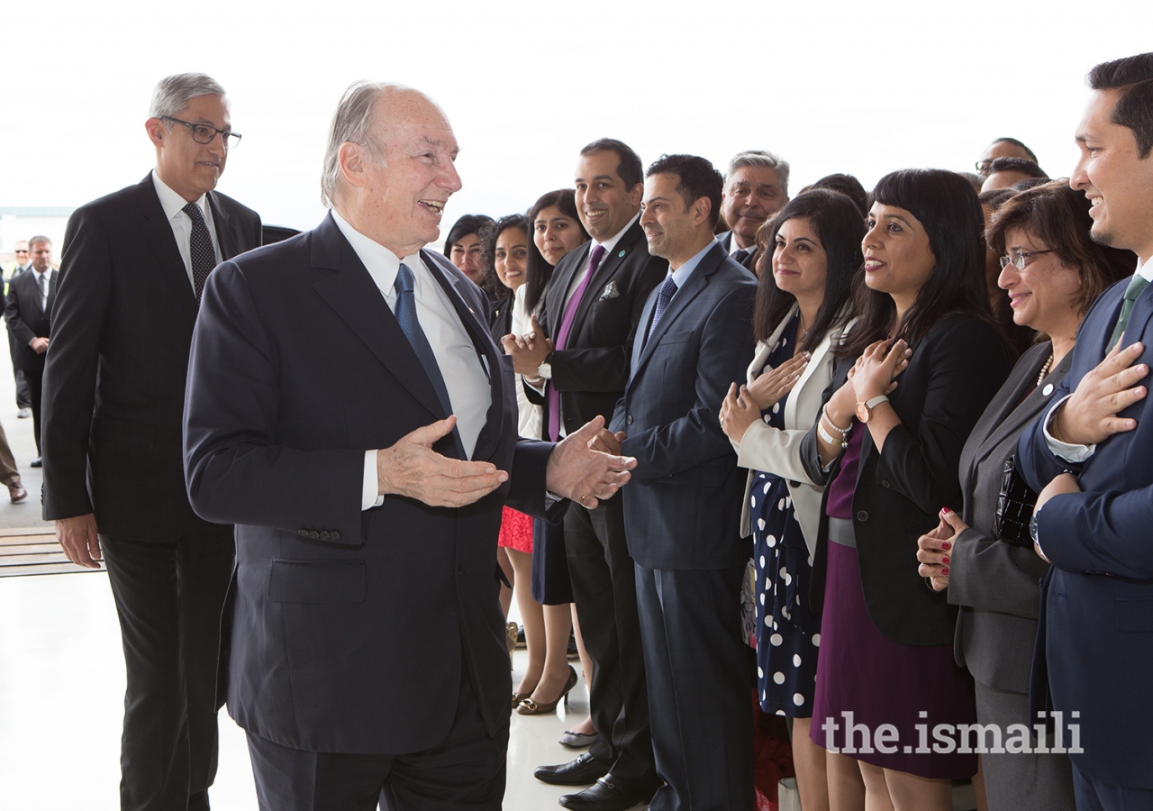 Mawlana Hazar Imam is greeted by Jamati leadership upon arriving in Vancouver for his Diamond Jubilee visit to Canada. 