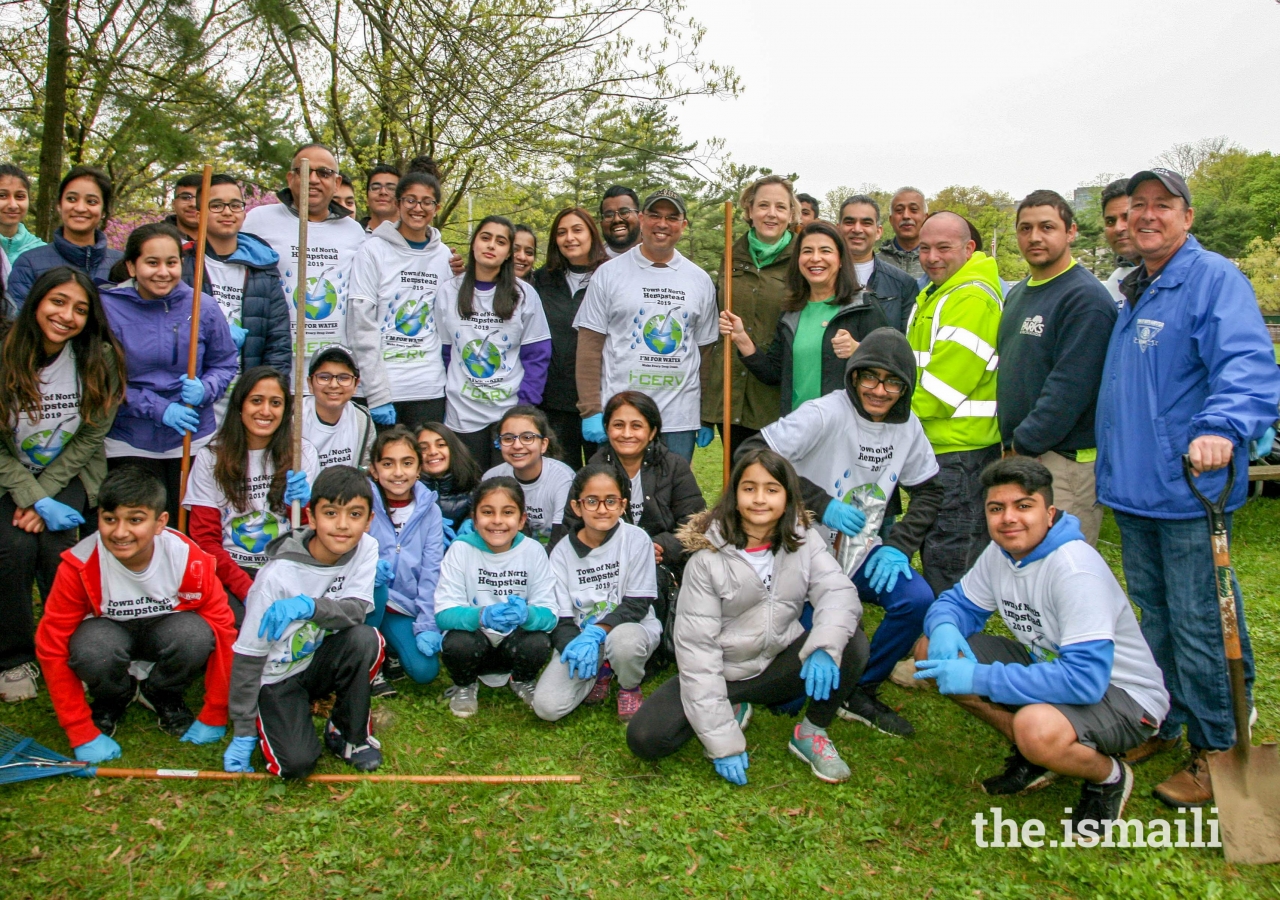 I-CERV volunteers joined Councilwoman Veronica Lurvey of the Town of North Hempstead and New York State Senator Anna Kaplan, to observe Earth Day by supporting the beautification of Whitney Pond Park, Long Island.
