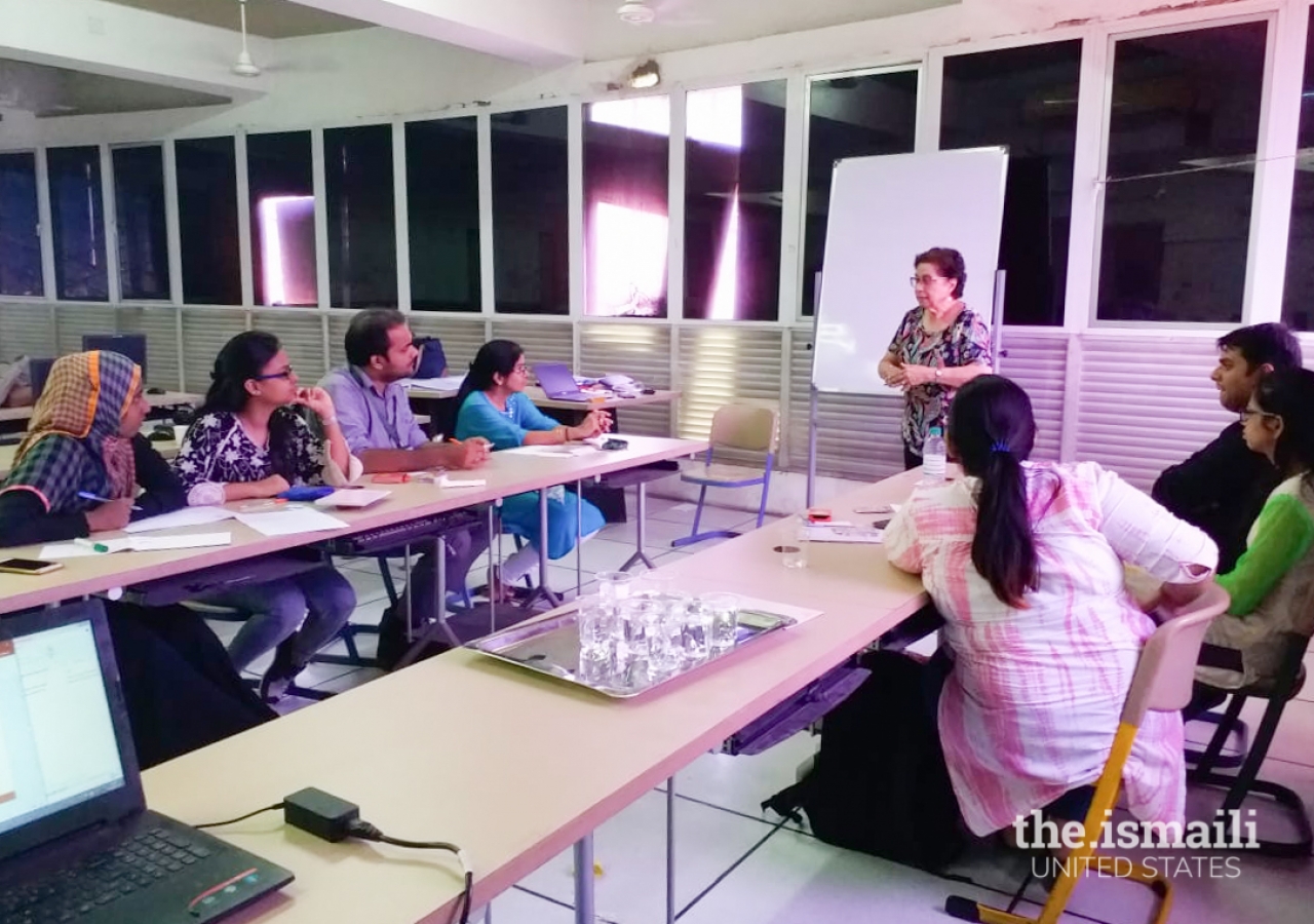 Naseem conducting a workshop for teachers in Mumbai, 2019.