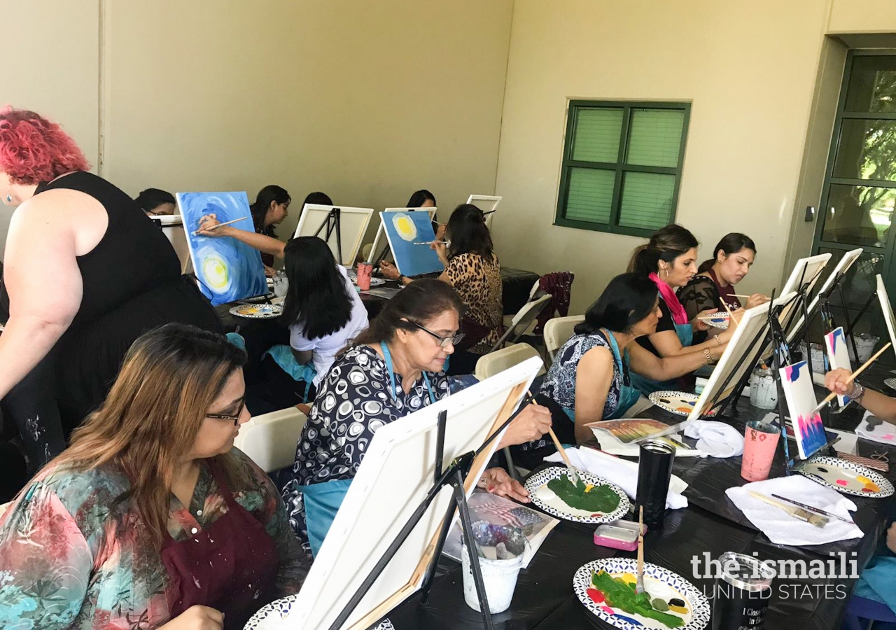 Ismaili Women’s Group in an art class.