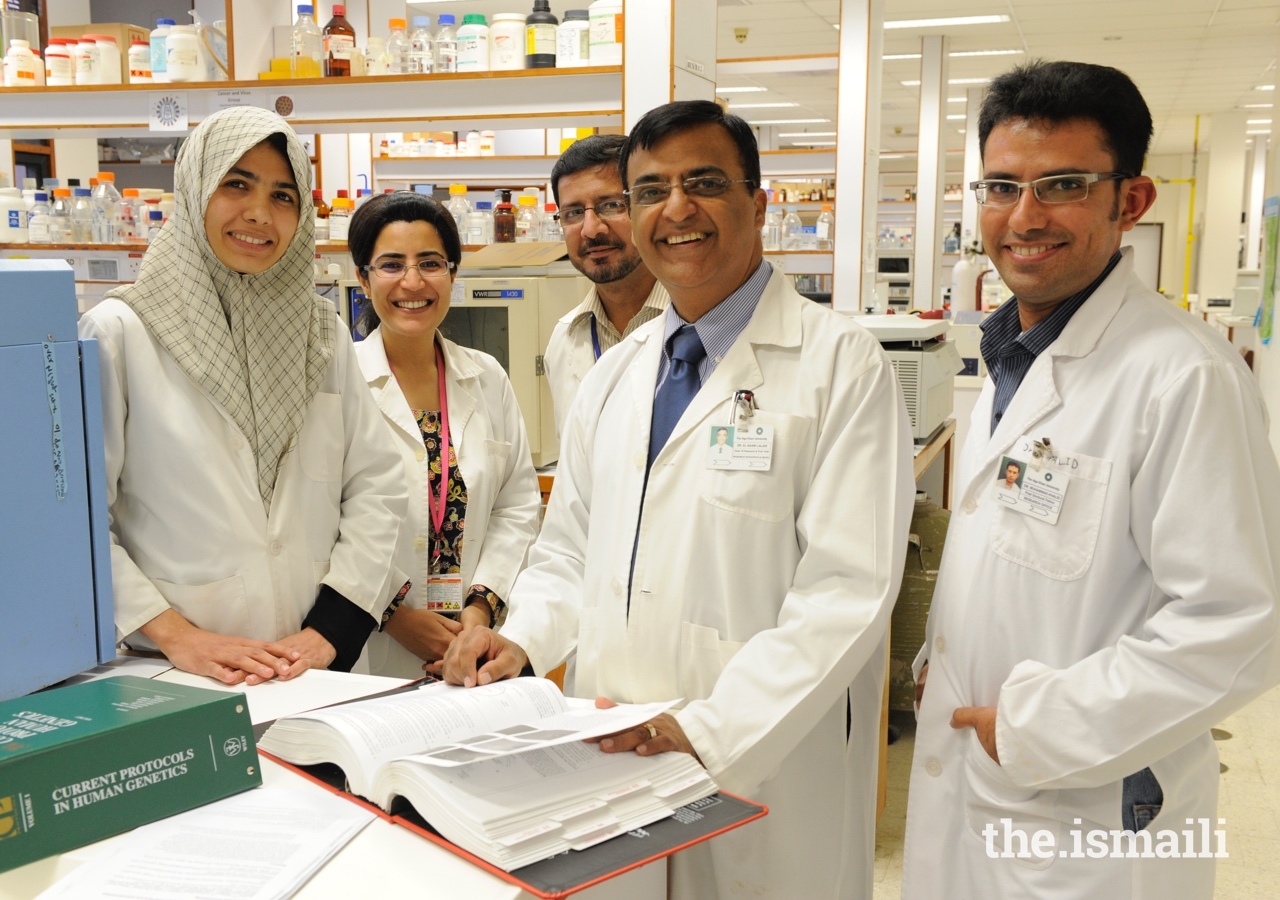 Dr El-Nasir Lalani (centre) was appointed as the Founding Director of the Aga Khan University-Centre for Regenerative Medicine and Stem Cell Research (AKU-CRM) in 2016.