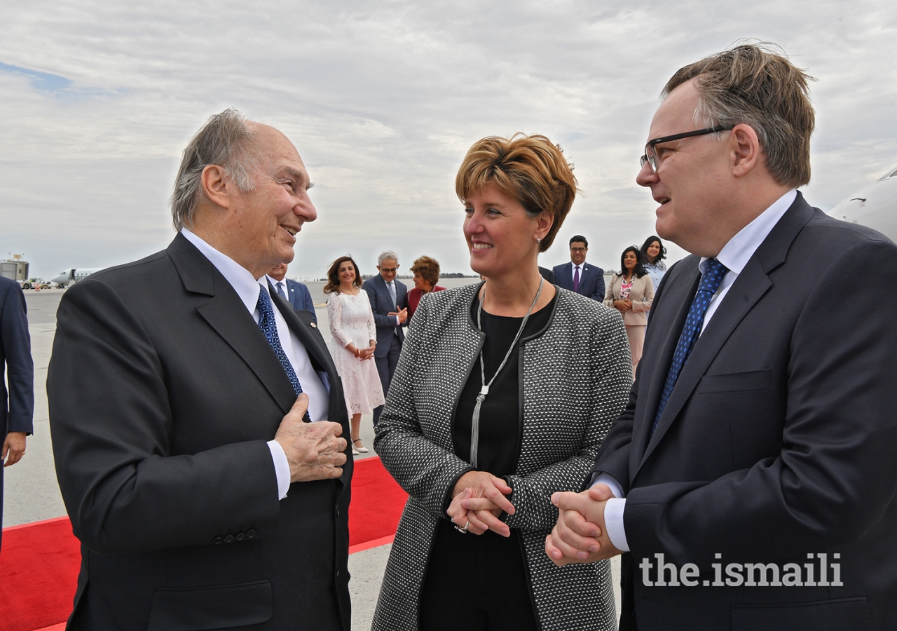 The Honourable Marie-Claude Bibeau, Minister of International Development and La Francophonie, together with Ambassador Marc-André Blanchard, the Permanent Representative of Canada to the United Nations, welcomes Mawlana Hazar Imam to Canada.