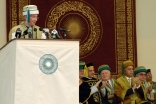 Mawlana Hazar Imam, Chancellor of AKU, addresses the Convocation gathering.