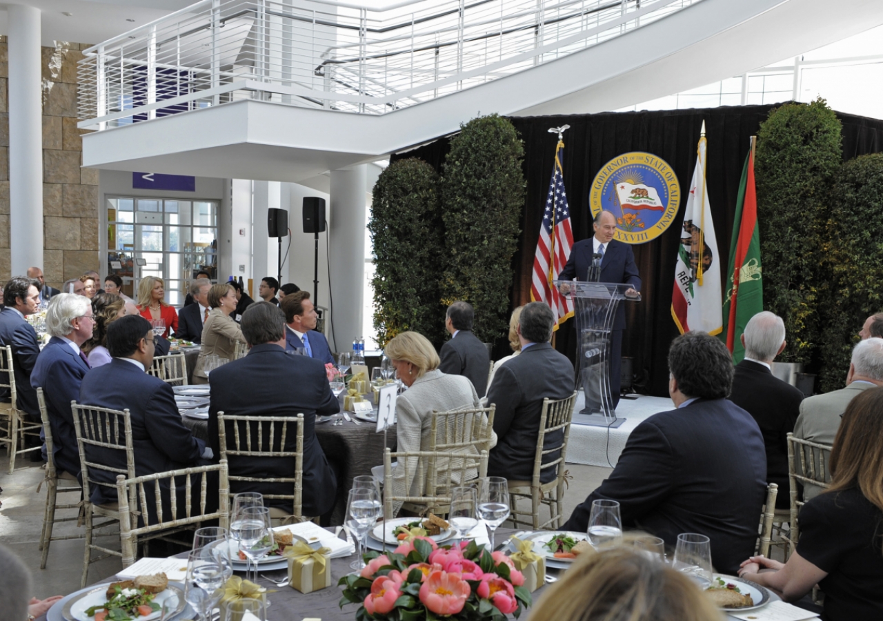 Mawlana Hazar Imam addressing guests at a luncheon hosted by the Governor and First Lady of California, held at the Getty Center in Los Angeles. 