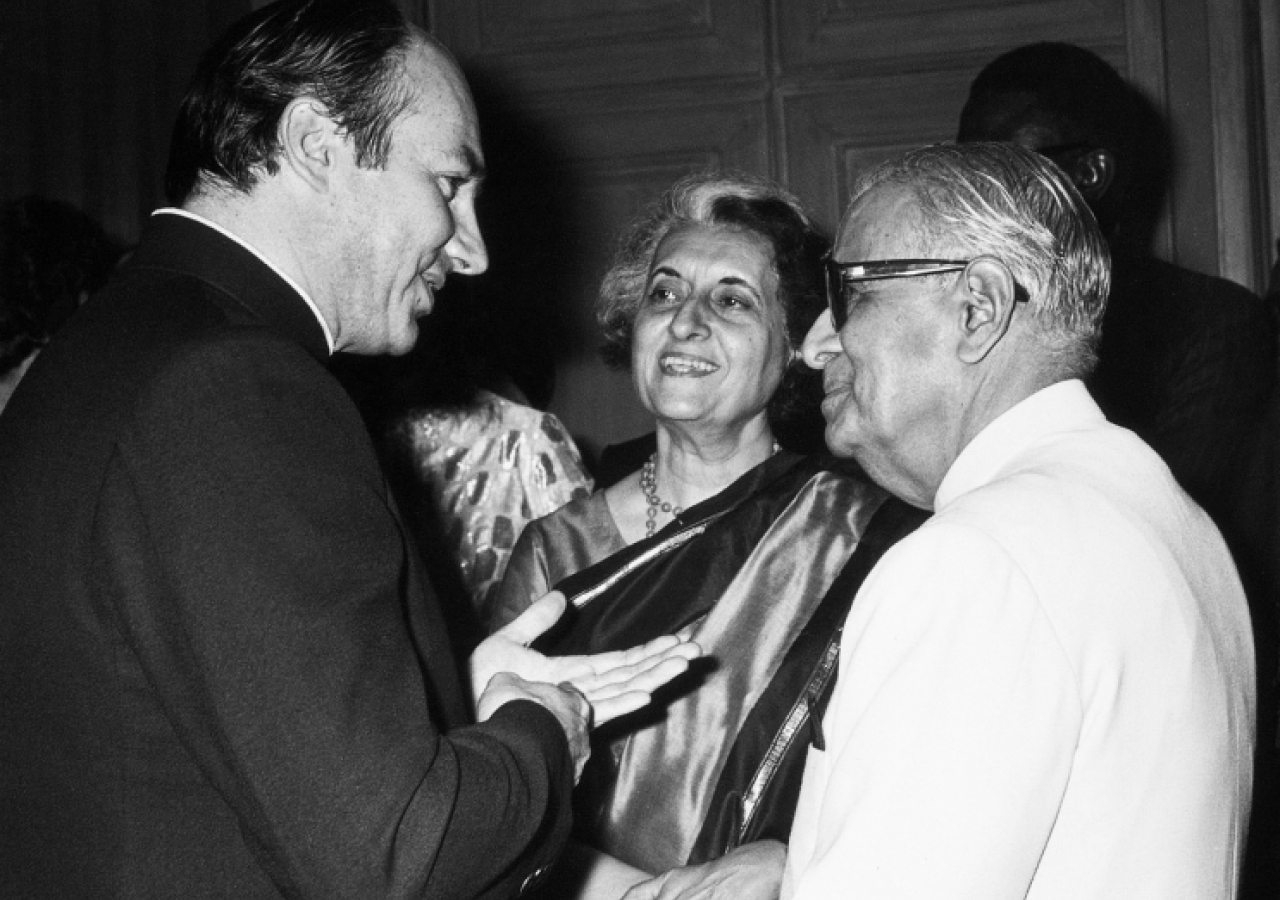 Mawlana Hazar Imam in conversation with Prime Minister, Indira Gandhi, and Indian Vice-President Hidayatullah. (New Delhi, 1980) 