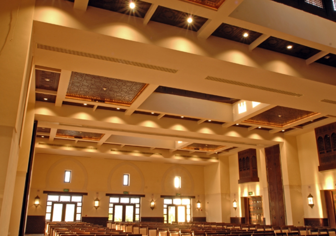 The Social Hall of the Ismaili Centre, Dubai can facilitate many types of gatherings.