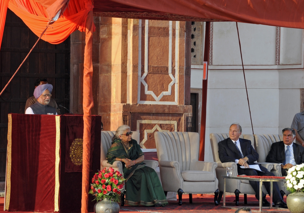 Indian Prime Minister Manmohan Singh addresses the gathering at the inauguration of the restoration of Humayun’s Tomb.
