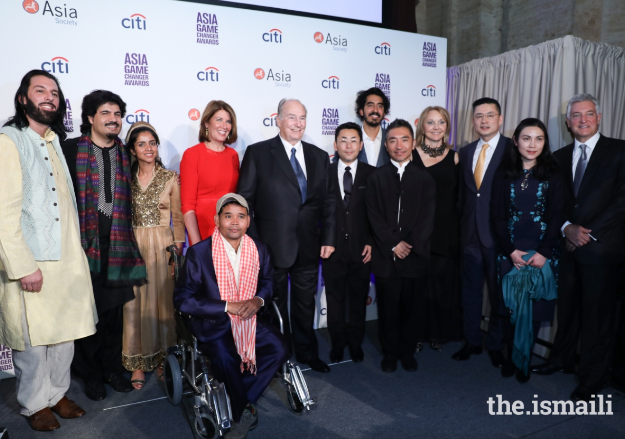 Mawlana Hazar Imam and the other recipients of Asia Society’s 2017 Game Changer Awards.