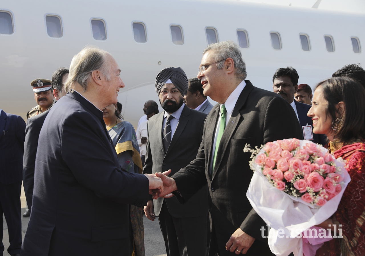 Mawlana Hazar Imam is greeted by Jamati leaders upon his arrival in Hyderabad during his Diamond Jubilee visit to India.