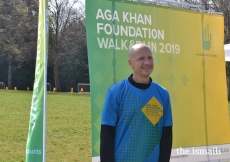 Matt Reed, CEO of the Aga Khan Foundation (UK), welcomes participants and spectators to the AKF Walk and Run, held during the European Sports Festival 2019.