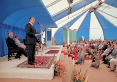 Mawlana Hazar Imam addresses the audience gathered for the Foundation Ceremony of the Ismaili Centre, Vancouver.