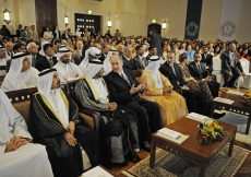Senior members of the ruling families of the UAE joined Mawlana Hazar Imam, members of the Imam’s family, leaders of the Jamat as well as other dignitaries for the Opening Ceremony of the Ismaili Centre, Dubai.