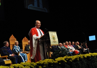 Mawlana Hazar Imam delivering his Convocation address at the University of Alberta in Edmonton on June 9, 2009.