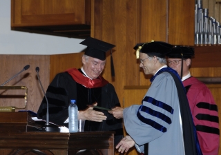 His Highness the Aga Khan receiving the degree of Doctor of Humane Letters from AUB President John Waterbury and AUB Provost Peter Heath.
