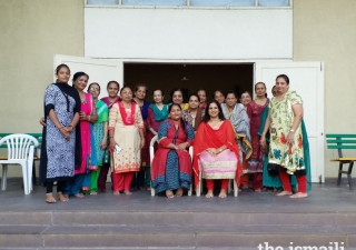 Under Thane council jurisdiction, a small batch of twenty women were selected to learn lessons in English with two trainers, as a pilot project.