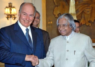 Close relations: Aga Khan IV with President A.P.J. Abdul Kalam in New Delhi in 2006.