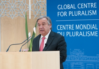 United Nations High Commissioner for Refugees António Guterres delivers the 2014 Annual Pluralism Lecture at the Delegation of the Ismaili Imamat.