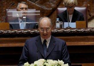 Mawlana Hazar Imam delivers remarks on at the North-South Prize award ceremony, which took place in the Senate Hall of the Portuguese Parliament.