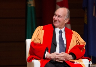 Mawlana Hazar Imam looks on as University of Calgary President Dr Elizabeth Cannon reads aloud the citation accompanying the honorary Doctor of Laws degree conferred upon him in a special ceremony at the University’s Rozsa Centre. The citation highlighted Hazar Imam’s outstanding contributions to humanity and expressed admiration for his ability to bring together faith and action. 