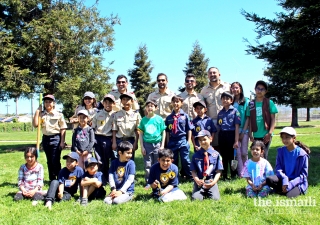 Scouts and Ismaili CIVIC volunteers to work with HandsOn Bay Area and the City of San Leandro to plant trees on Earth Day 2023.