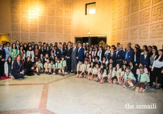 On the occasion to commemorate 20 years of the Ismaili Centre Lisbon, the President of the Portuguese Republic, Marcelo Rebelo de Sousa, joined the Ismaili volunteers and leaders of the Jamat for a group photo.